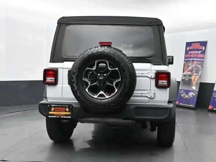 2021 Jeep JL Wrangler - Image 8 of 12