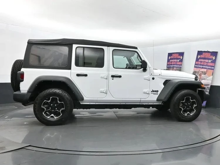 2021 Jeep JL Wrangler - Image 4 of 12