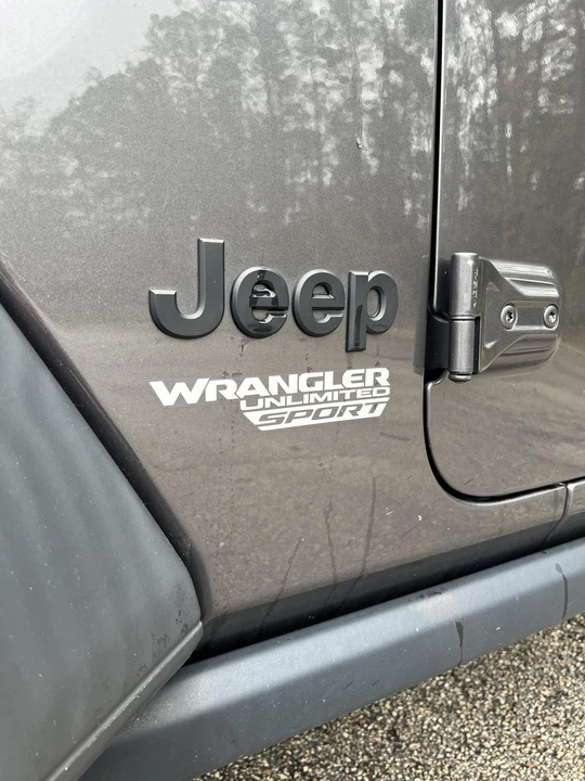 2021 Jeep JL Wrangler - Image 30 of 31