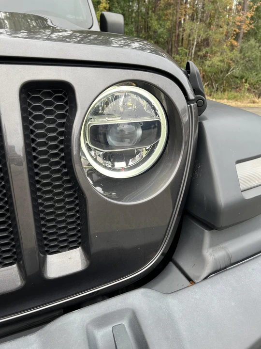 2021 Jeep JL Wrangler - Image 26 of 31