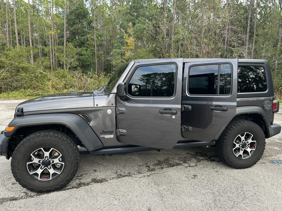 2021 Jeep JL Wrangler - Image 14 of 31
