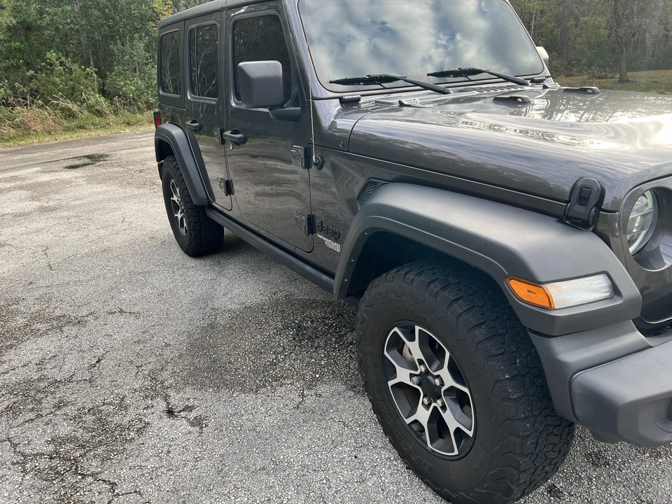 2021 Jeep JL Wrangler - Image 16 of 31