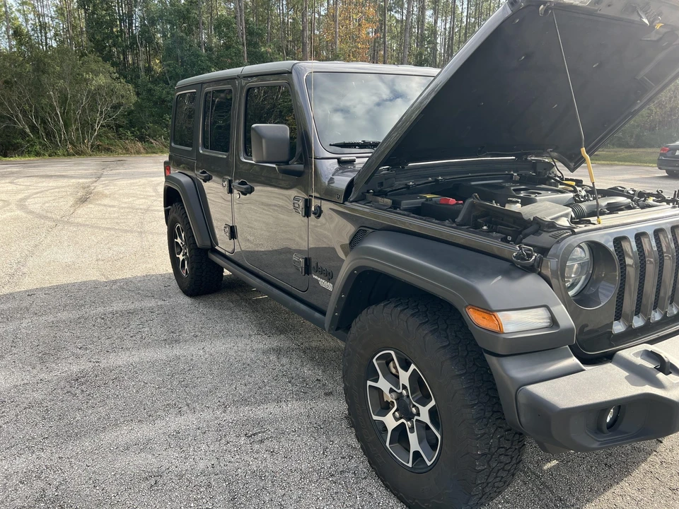 2021 Jeep JL Wrangler - Image 15 of 31