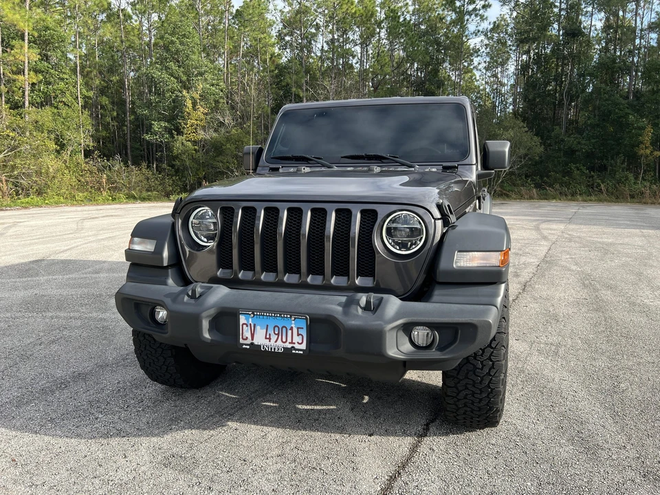 2021 Jeep JL Wrangler - Image 4 of 31