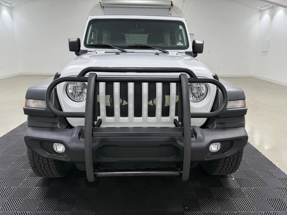 2021 Jeep JL Wrangler - Image 2 of 12