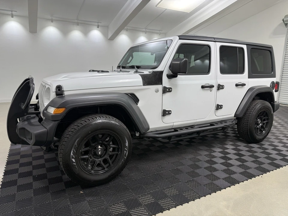 2021 Jeep JL Wrangler - Image 3 of 12
