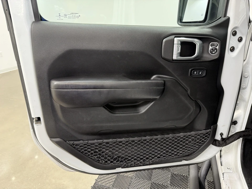 2021 Jeep JL Wrangler - Image 9 of 12
