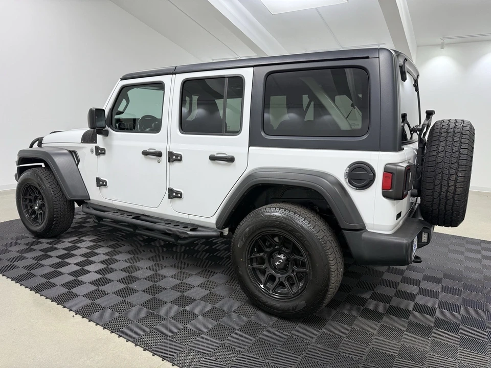 2021 Jeep JL Wrangler - Image 5 of 12
