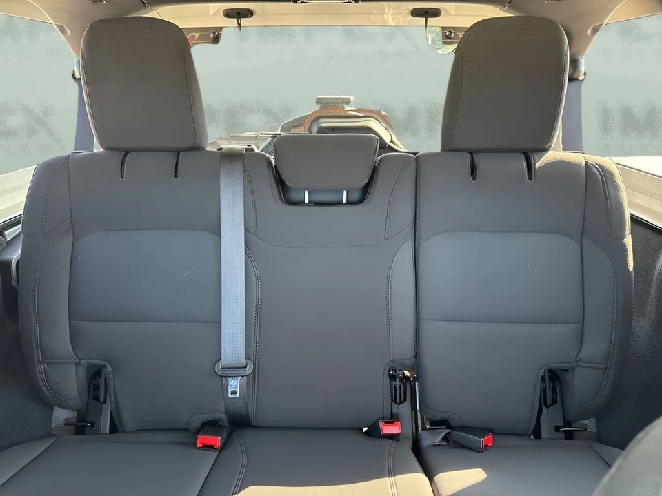 2021 Jeep JL Wrangler - Image 10 of 12