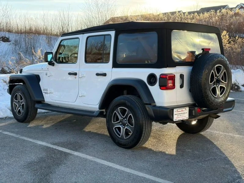 2021 Jeep JL Wrangler - Image 6 of 12