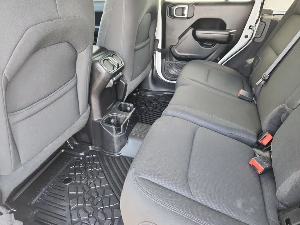 2021 Jeep JL Wrangler - Image 13 of 20