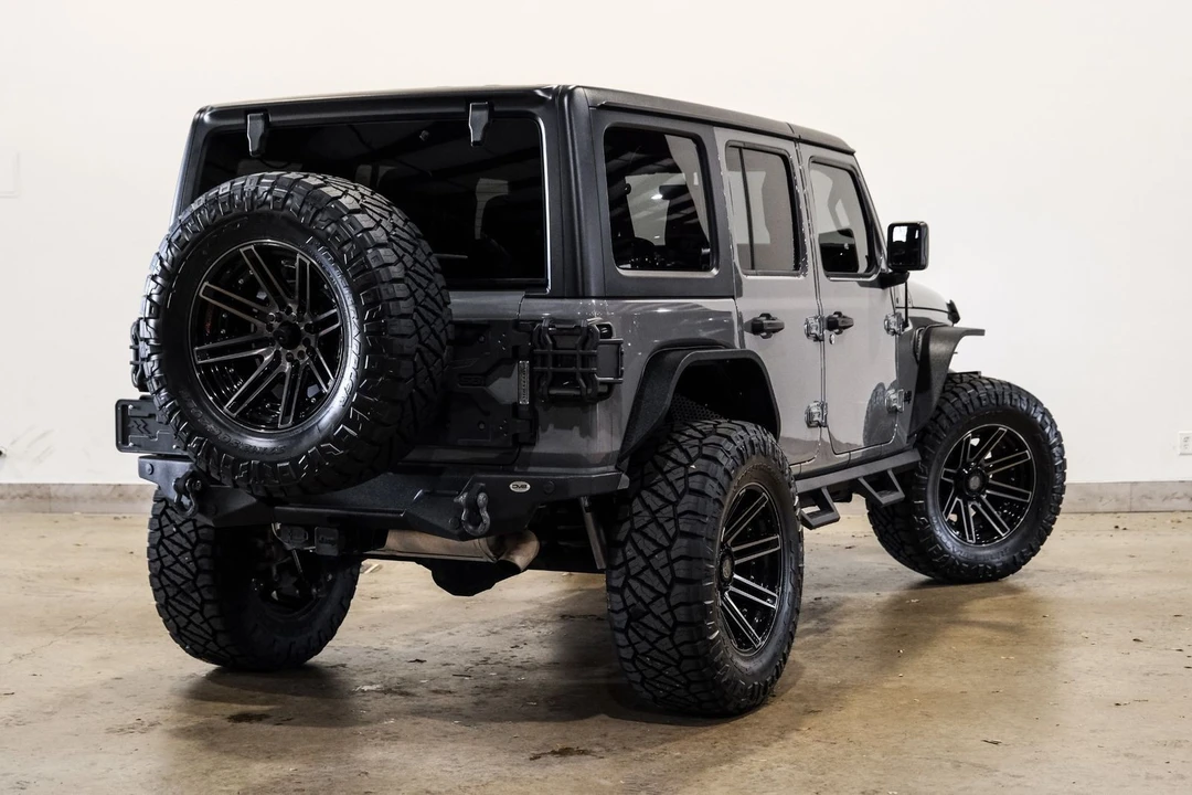 2021 Jeep JL Wrangler - Image 7 of 12