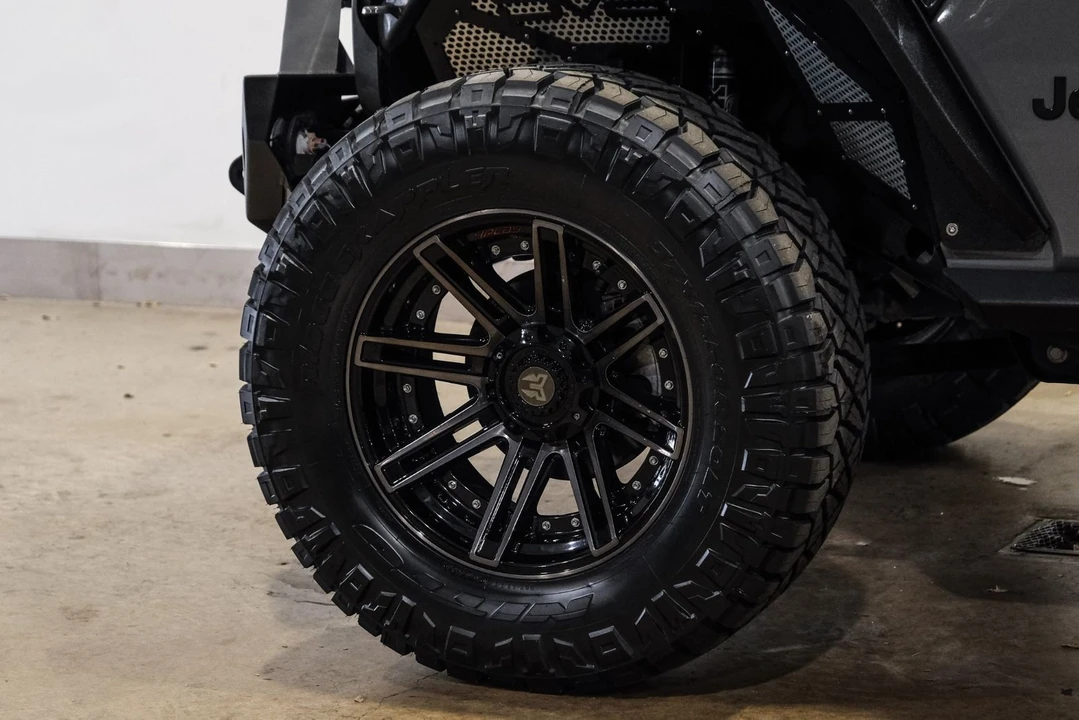 2021 Jeep JL Wrangler - Image 10 of 12