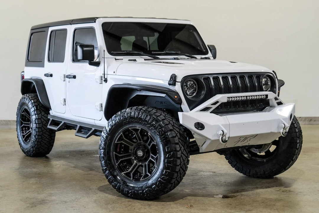 2021 Jeep JL Wrangler - Image 4 of 12