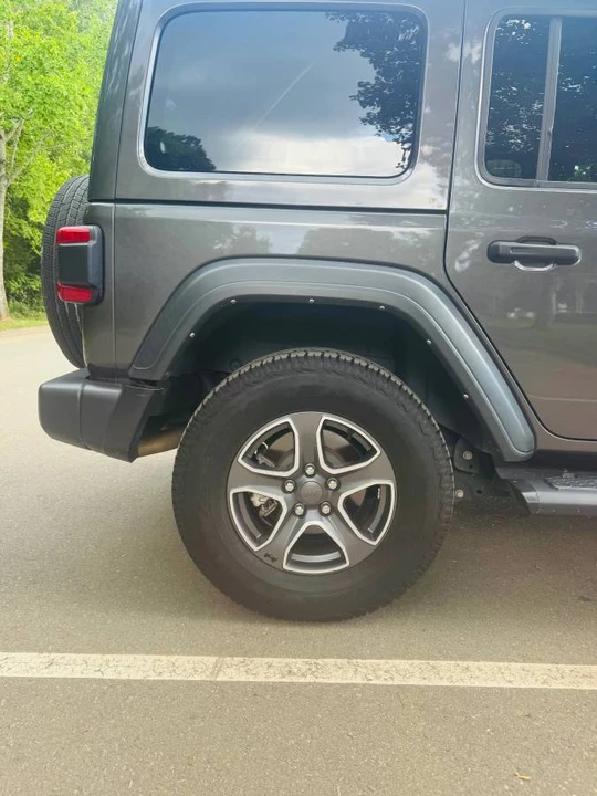 2021 Jeep JL Wrangler - Image 8 of 24