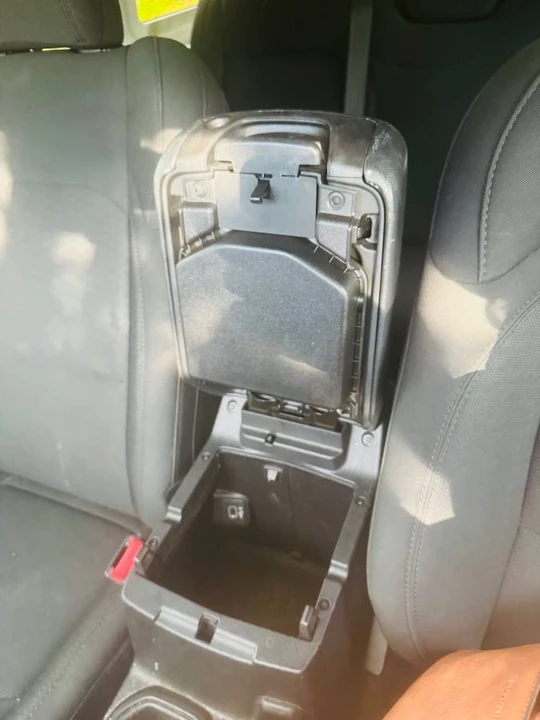 2021 Jeep JL Wrangler - Image 15 of 24