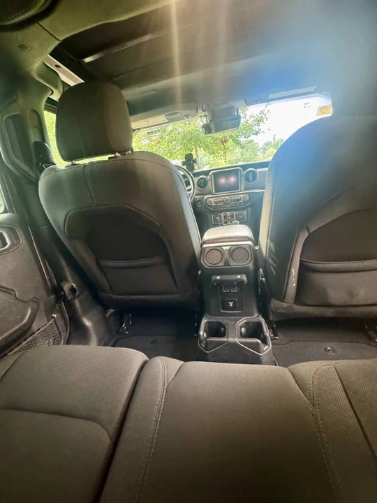 2021 Jeep JL Wrangler - Image 19 of 24
