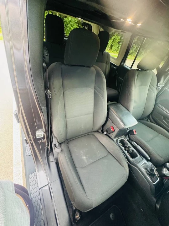 2021 Jeep JL Wrangler - Image 17 of 24