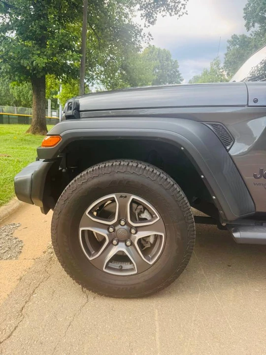 2021 Jeep JL Wrangler - Image 9 of 24
