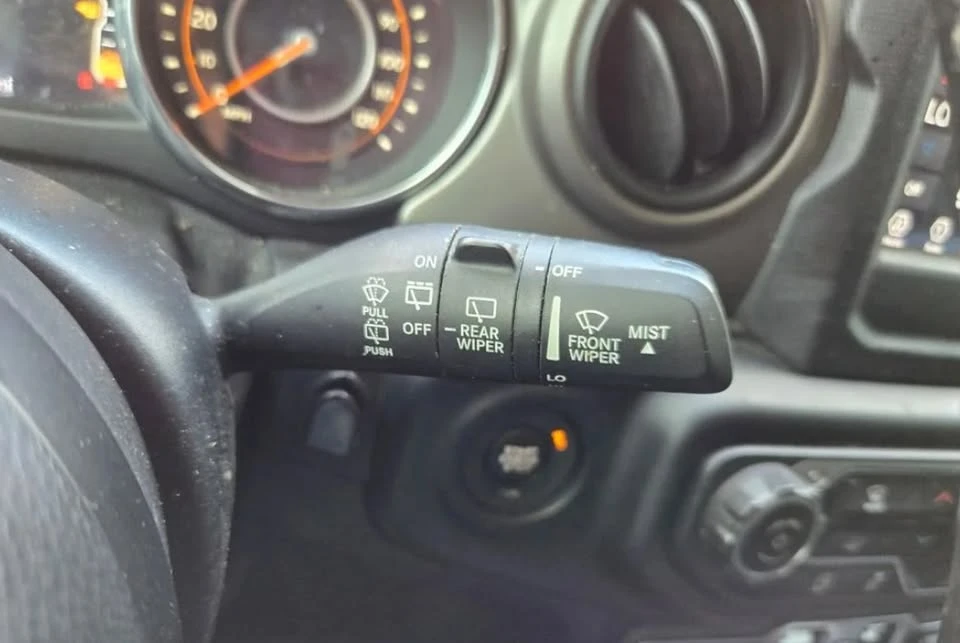 2021 Jeep JL Wrangler - Image 12 of 12