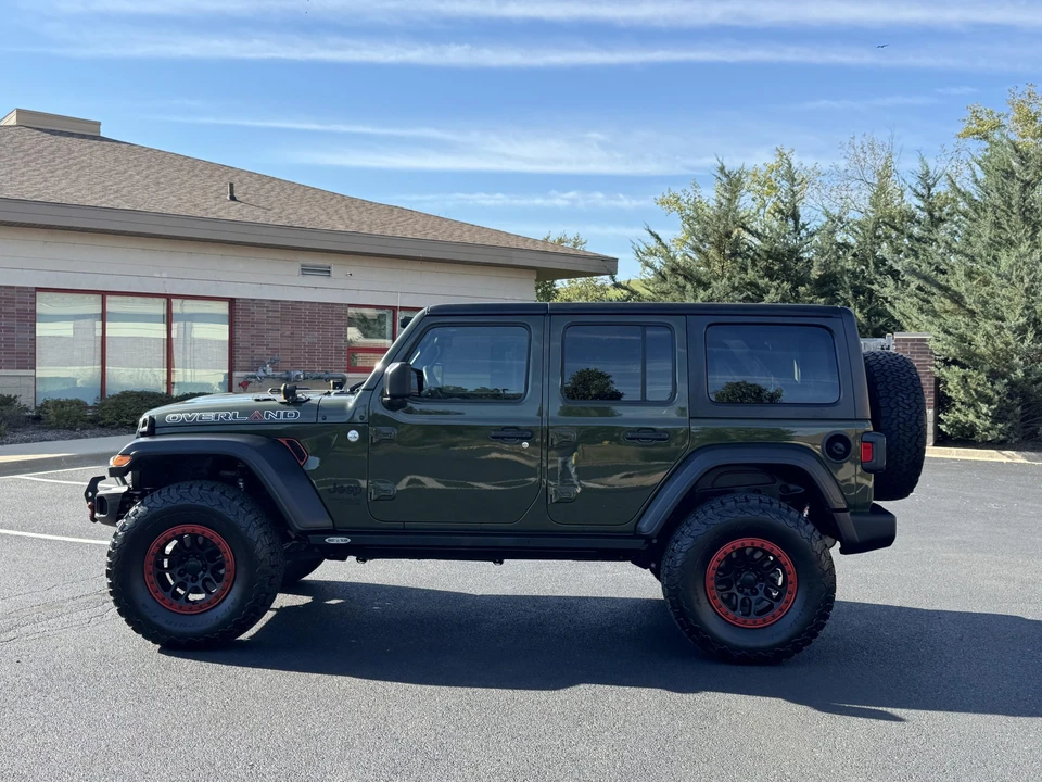 2021 Jeep JL Wrangler - Image 8 of 31