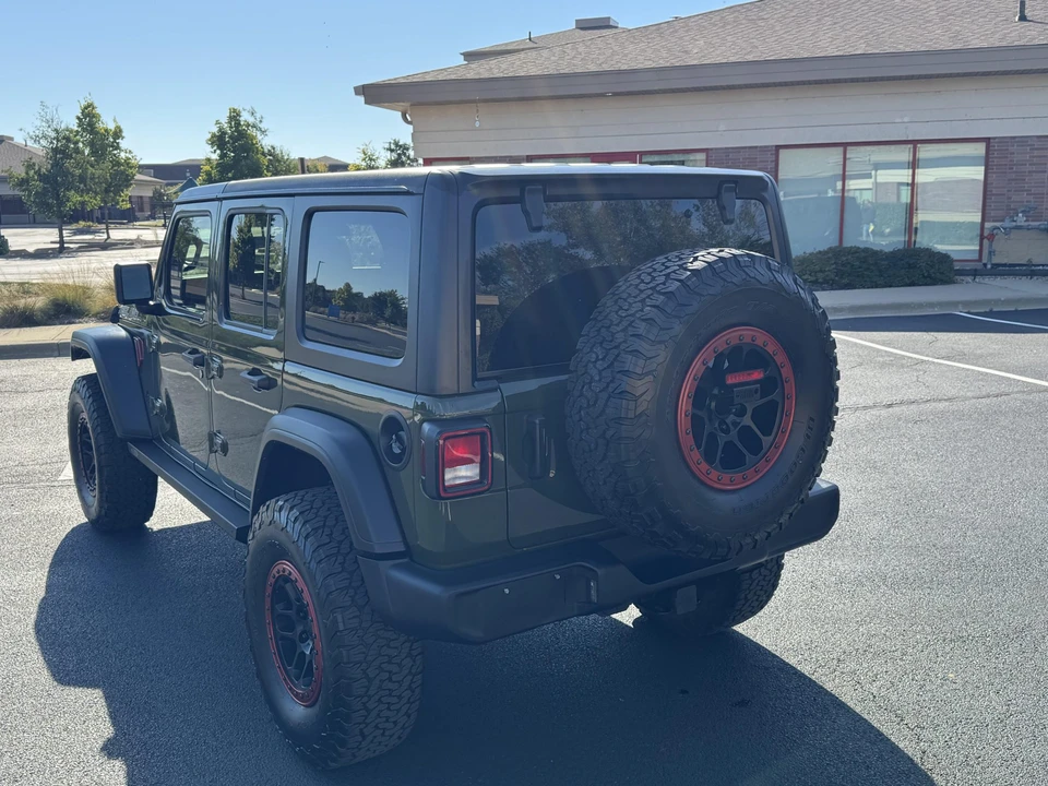 2021 Jeep JL Wrangler - Image 13 of 31