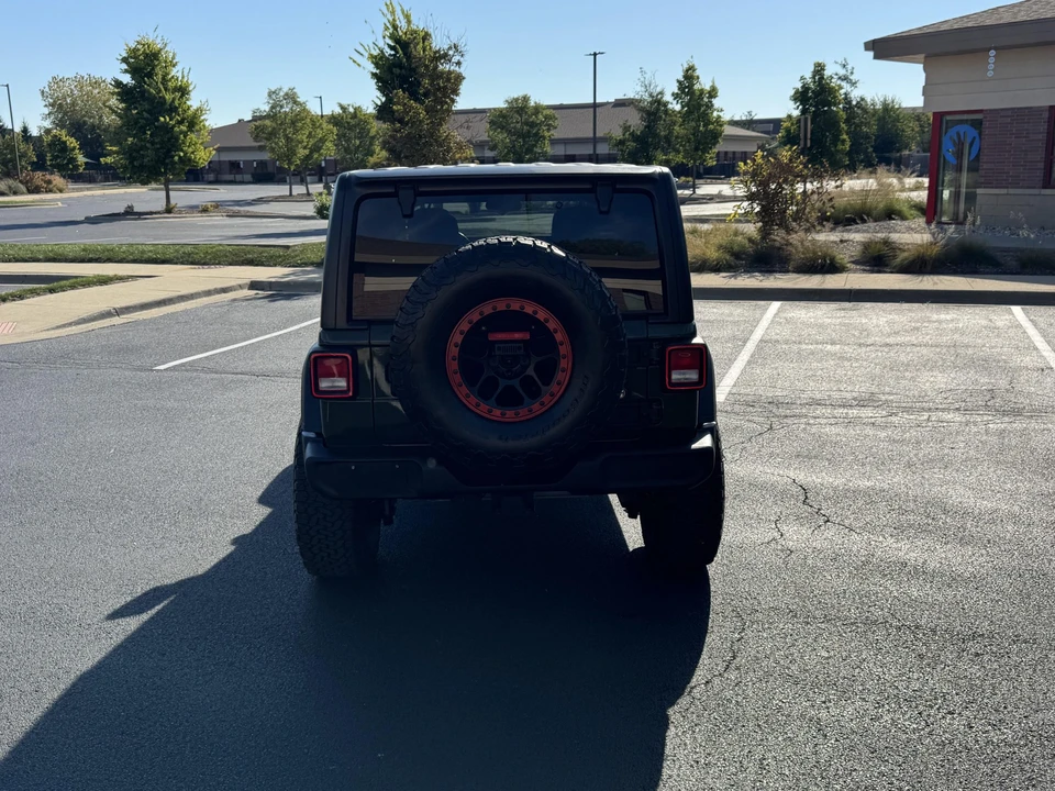 2021 Jeep JL Wrangler - Image 18 of 31