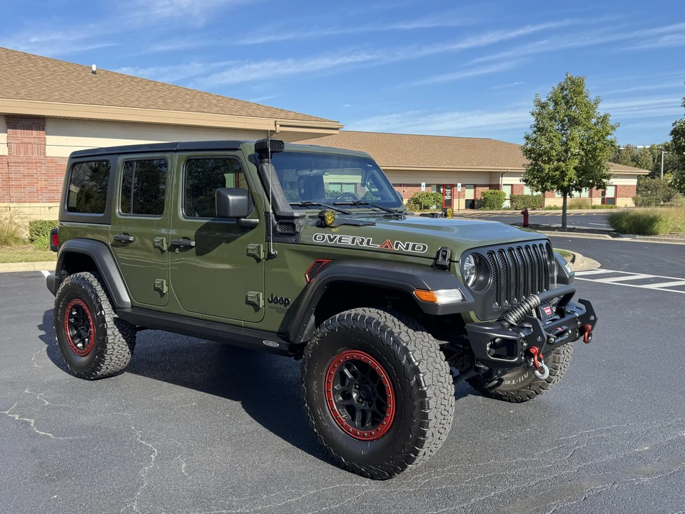 2021 Jeep JL Wrangler - Image 24 of 31