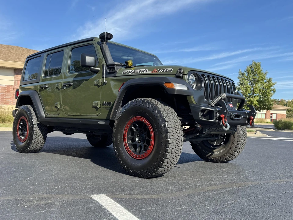 2021 Jeep JL Wrangler - Image 26 of 31