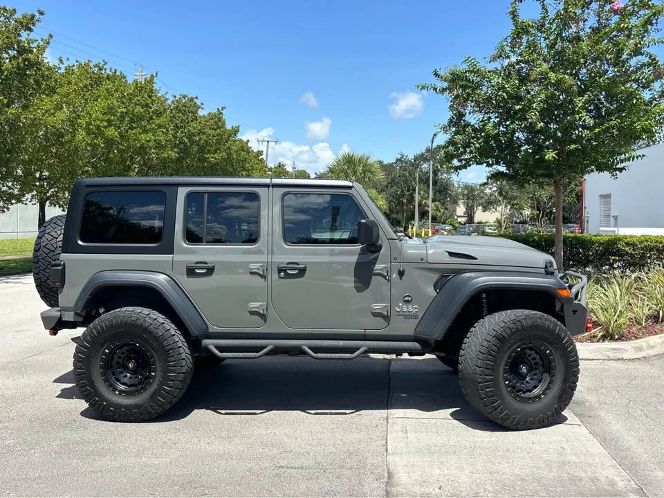 2021 Jeep JL Wrangler - Image 2 of 19