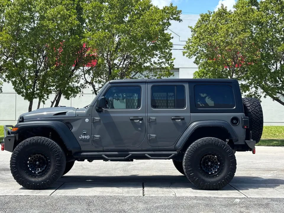 2021 Jeep JL Wrangler - Image 7 of 19