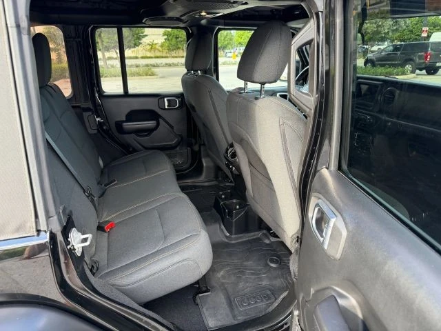 2021 Jeep JL Wrangler - Image 15 of 21