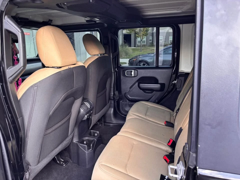 2021 Jeep JL Wrangler - Image 7 of 9