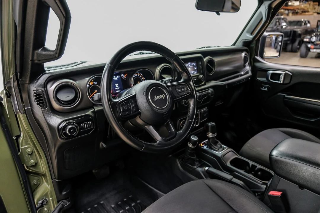 2021 Jeep JL Wrangler - Image 10 of 12