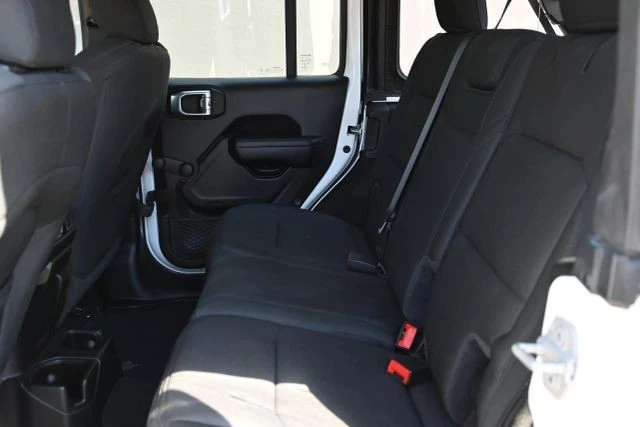 2021 Jeep - Image 22 of 24