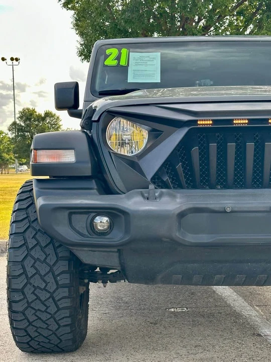 2021 Jeep JL Wrangler - Image 7 of 13