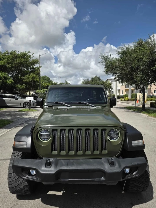 2021 Jeep JL Wrangler - Image 2 of 16
