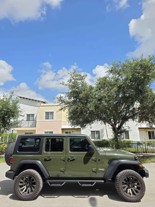 2021 Jeep JL Wrangler - Image 4 of 16