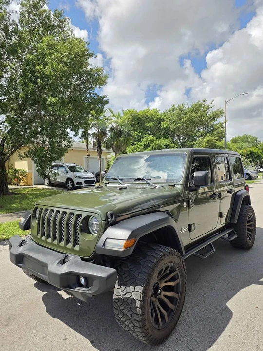 2021 Jeep JL Wrangler - Image 3 of 16