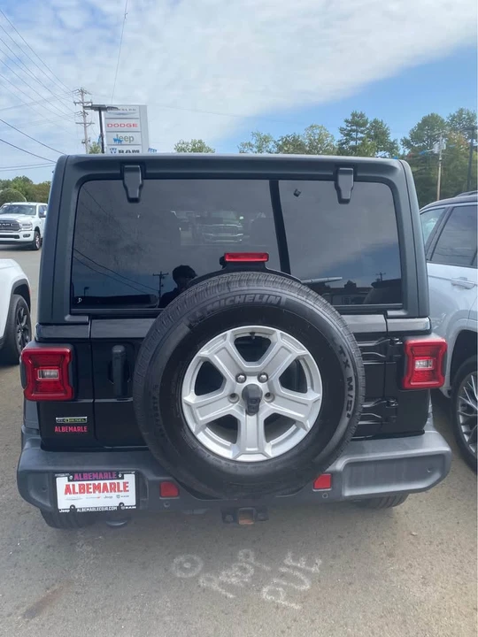 2021 Jeep JL Wrangler - Image 4 of 4