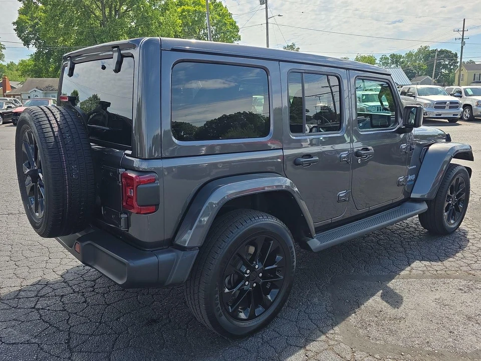 2021 Jeep - Image 2 of 29