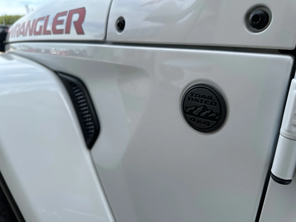 2021 Jeep JL Wrangler - Image 19 of 31