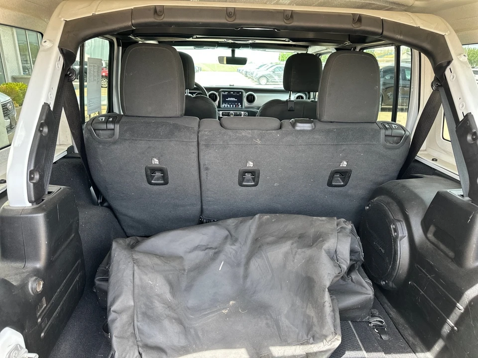 2021 Jeep JL Wrangler - Image 13 of 31