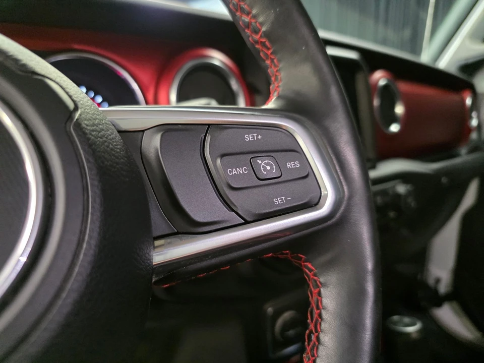 2021 Jeep JL Wrangler - Image 30 of 31