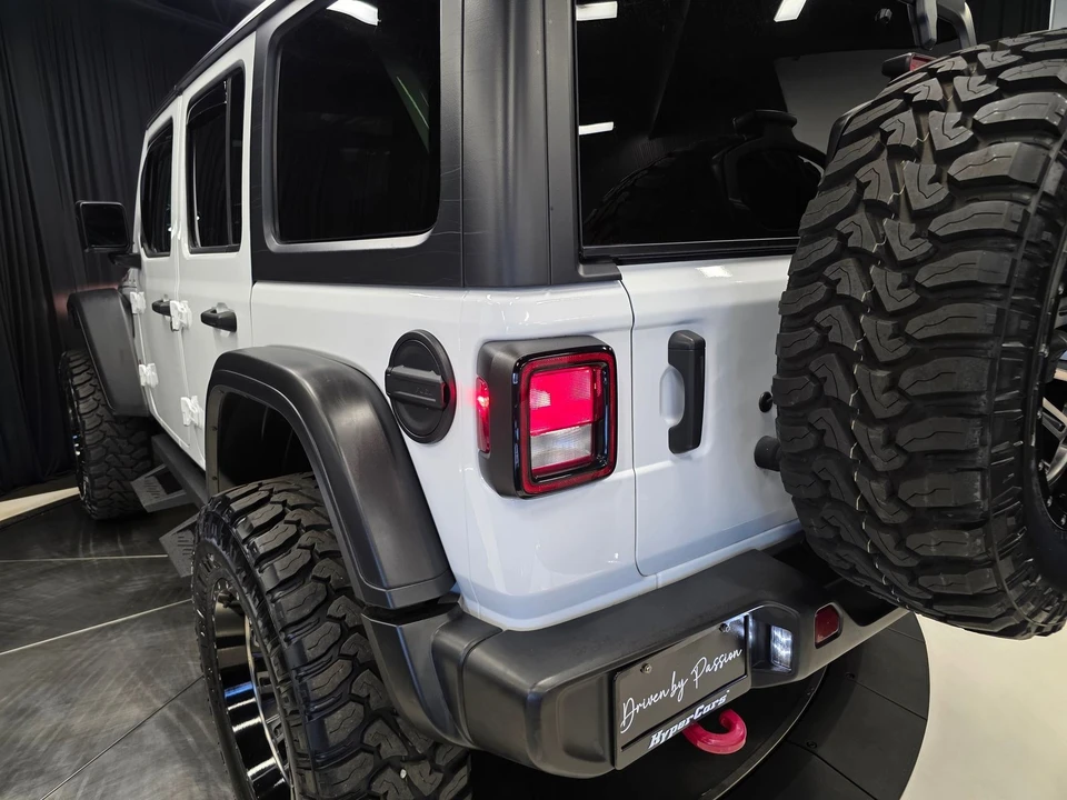 2021 Jeep JL Wrangler - Image 21 of 31