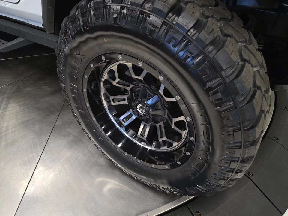 2021 Jeep JL Wrangler - Image 5 of 31