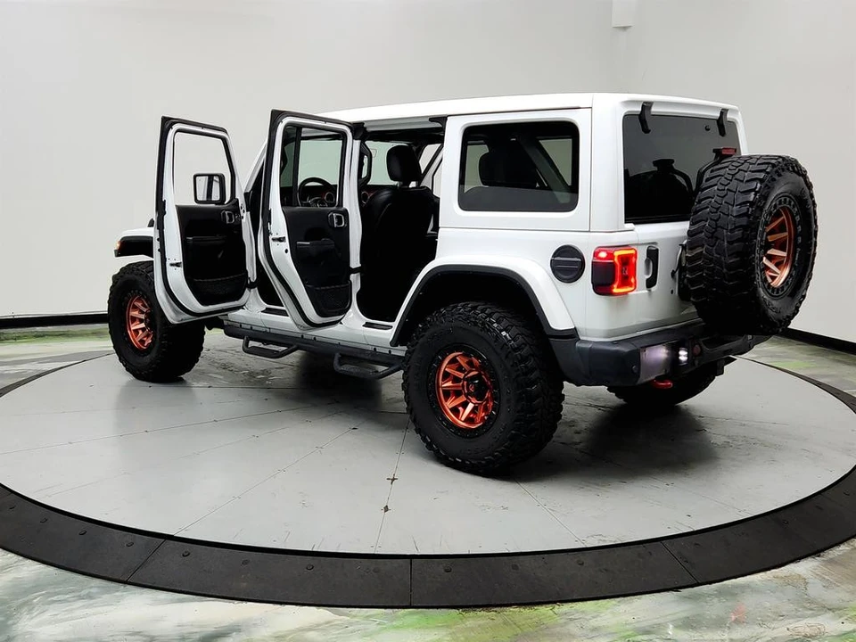 2021 Jeep JL Wrangler - Image 12 of 21