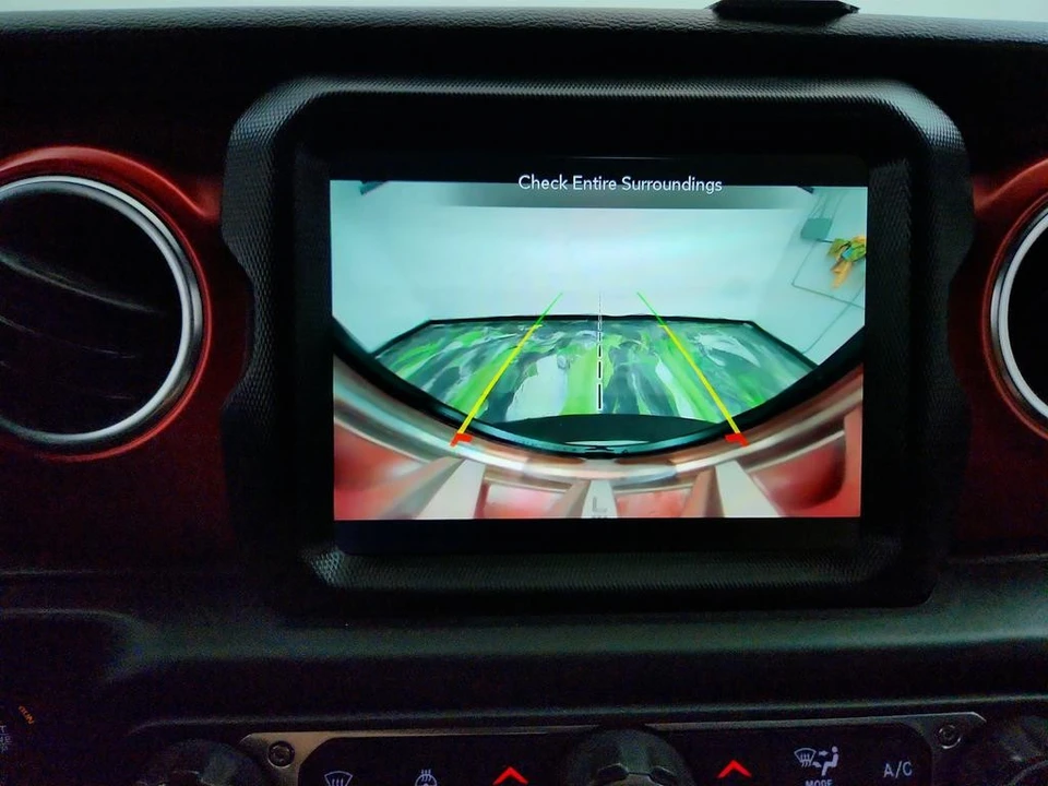 2021 Jeep JL Wrangler - Image 20 of 21