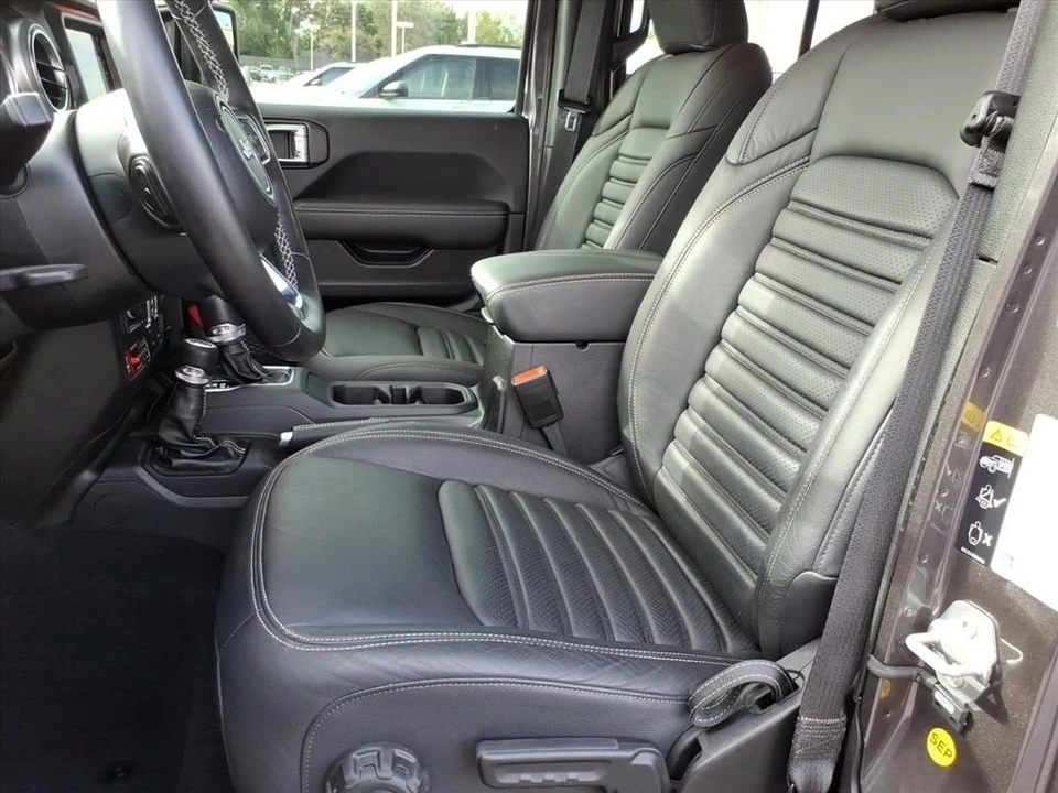 2021 Jeep JL Wrangler - Image 9 of 12
