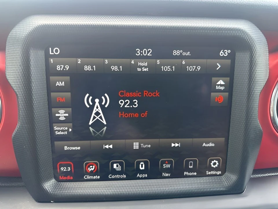 2021 Jeep JL Wrangler - Image 15 of 21